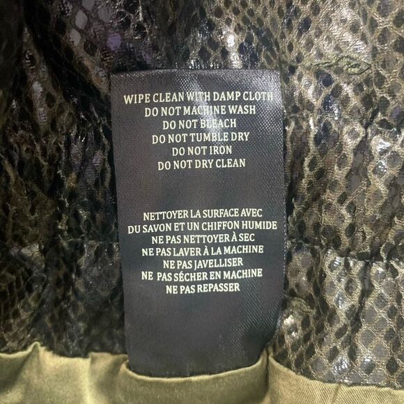 Blank NYC Snakeskin Paper bag Shorts - Picture 5 of 12